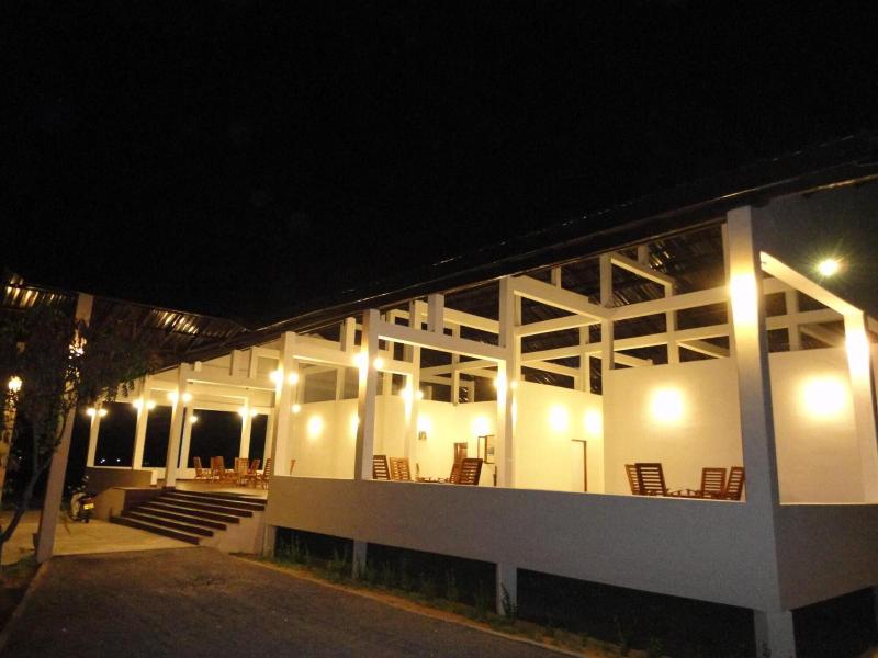 Hotel Naaval