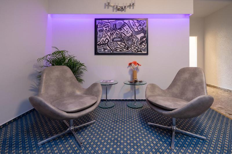 Confour Hotel image