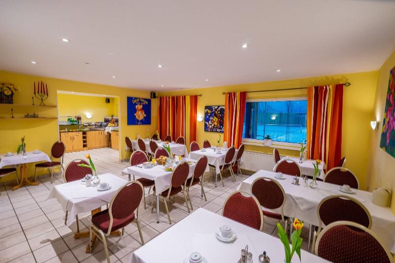 Confour Hotel image