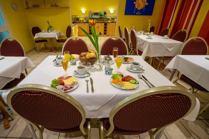 Confour Hotel image