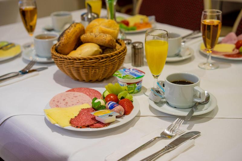 Confour Hotel image