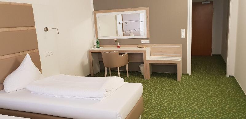 Confour Hotel image