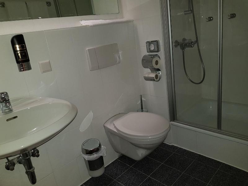 Confour Hotel image