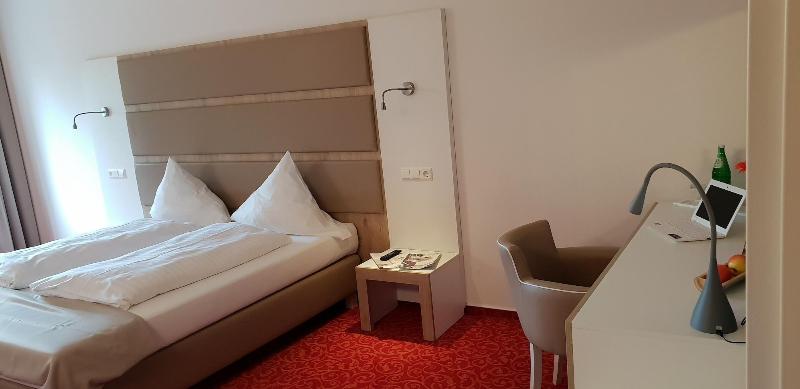 Confour Hotel image