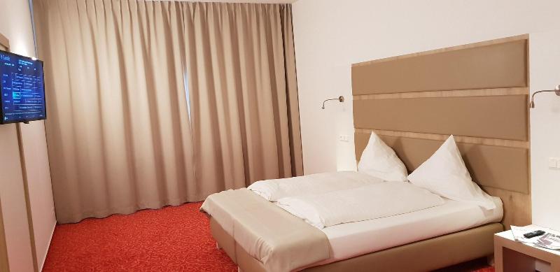 Confour Hotel image