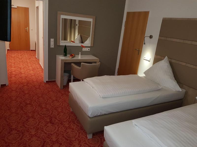 Confour Hotel image
