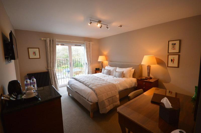 The Manor Arms Inn image