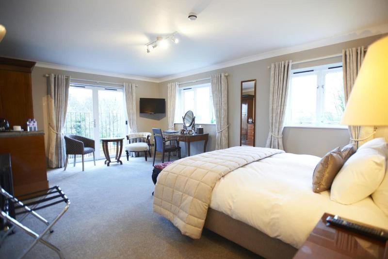 The Manor Arms Inn image
