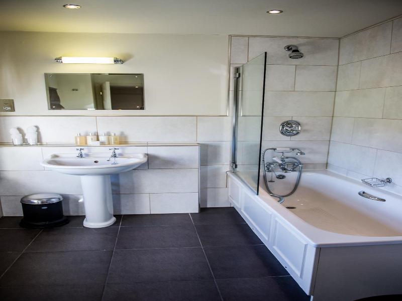 The Elms Hotel And Spa image