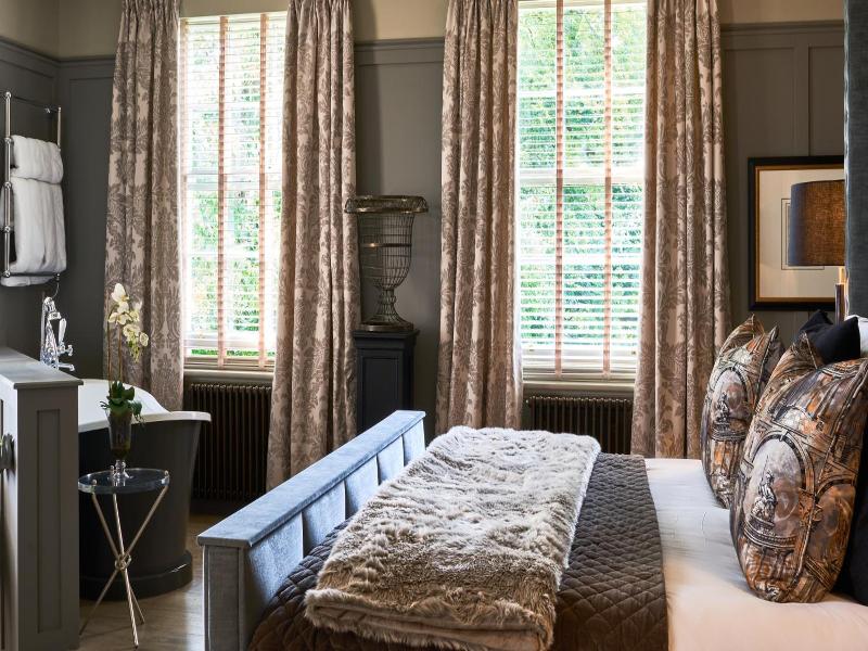 The Elms Hotel And Spa image
