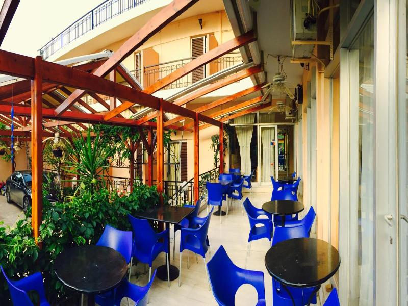 Hotel Galaxias image