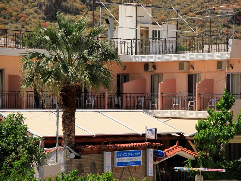 Hotel Galaxias image