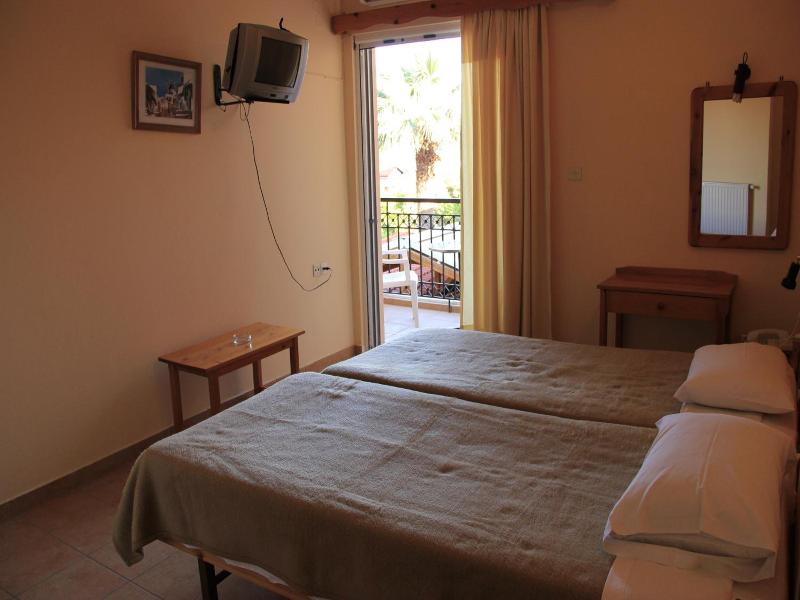 Hotel Galaxias image