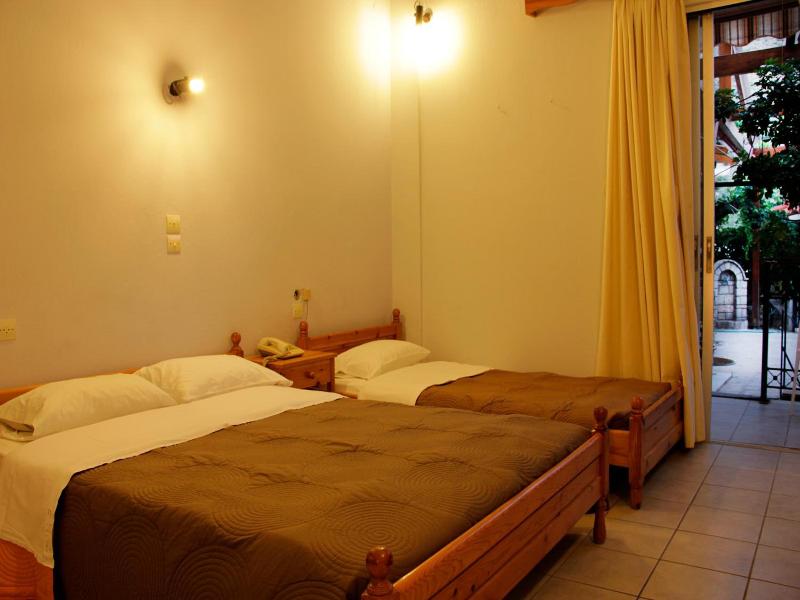 Hotel Galaxias image