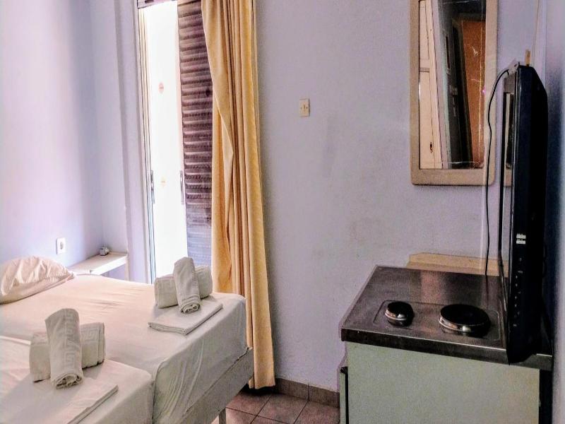 Hotel Galaxias image