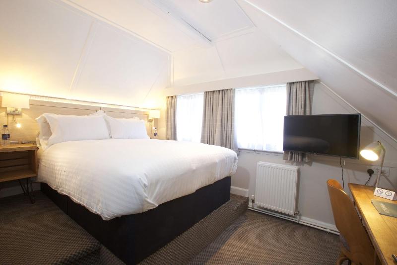 Fisherman's Cot, Tiverton by Marston's Inns image