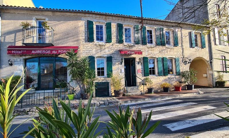 Auberge Du Porche image