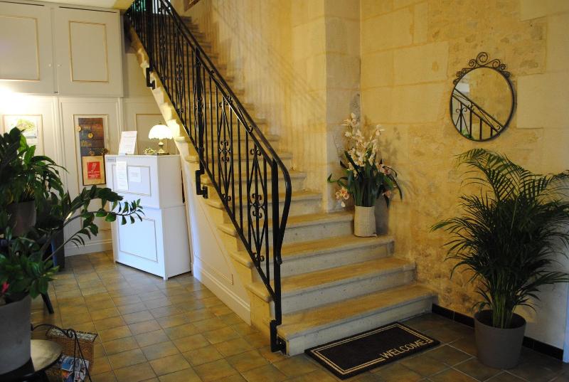 Auberge Du Porche image