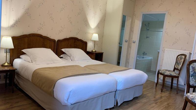 Auberge Du Porche image