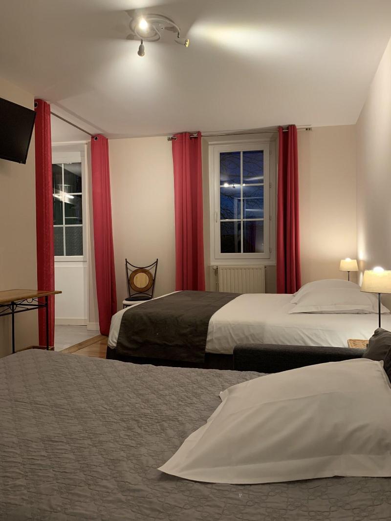Auberge Du Porche image
