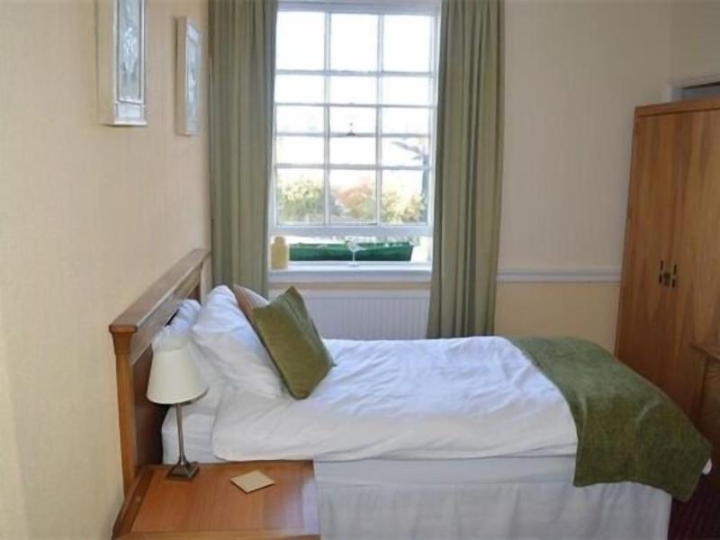Kings Arms image