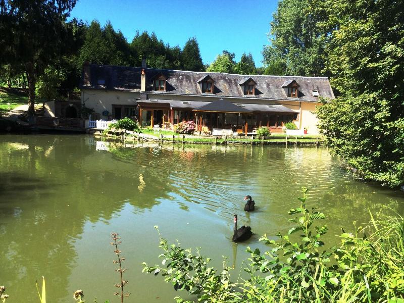 Le Moulin Calme image
