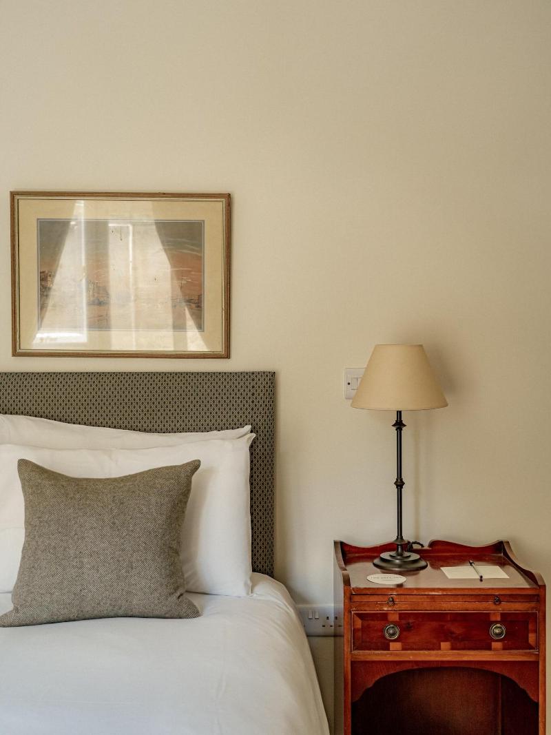 The Bell Inn image