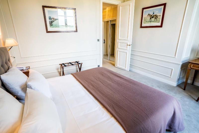 Mathieu Kergourlay Hôtel de Boisgelin image