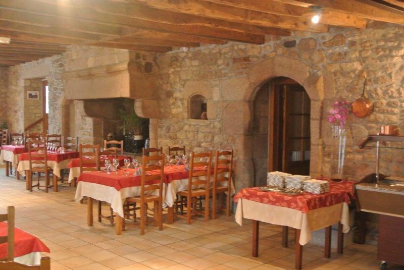 . Auberge De La Tourelle