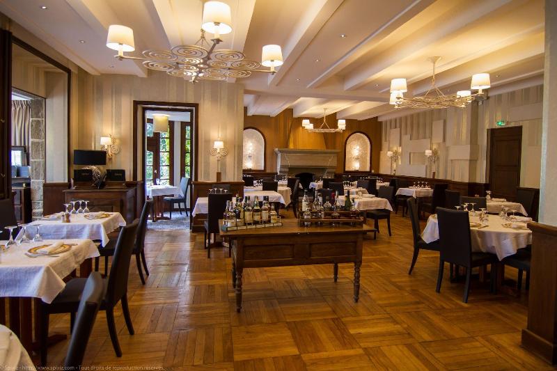 Hotel Du Chateau image