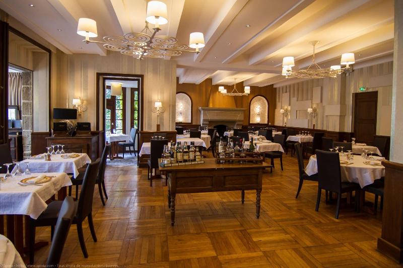 Hotel Du Chateau image
