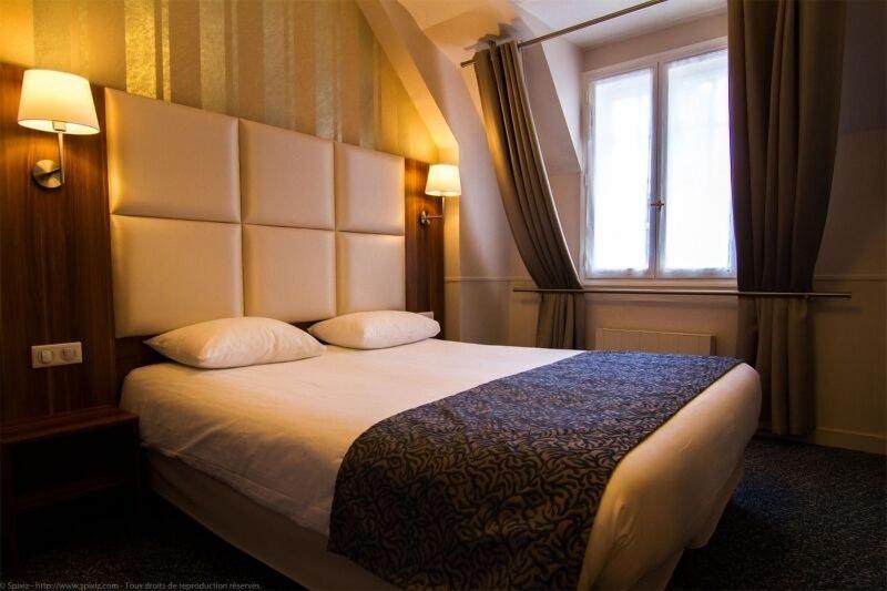 Hotel Du Chateau image