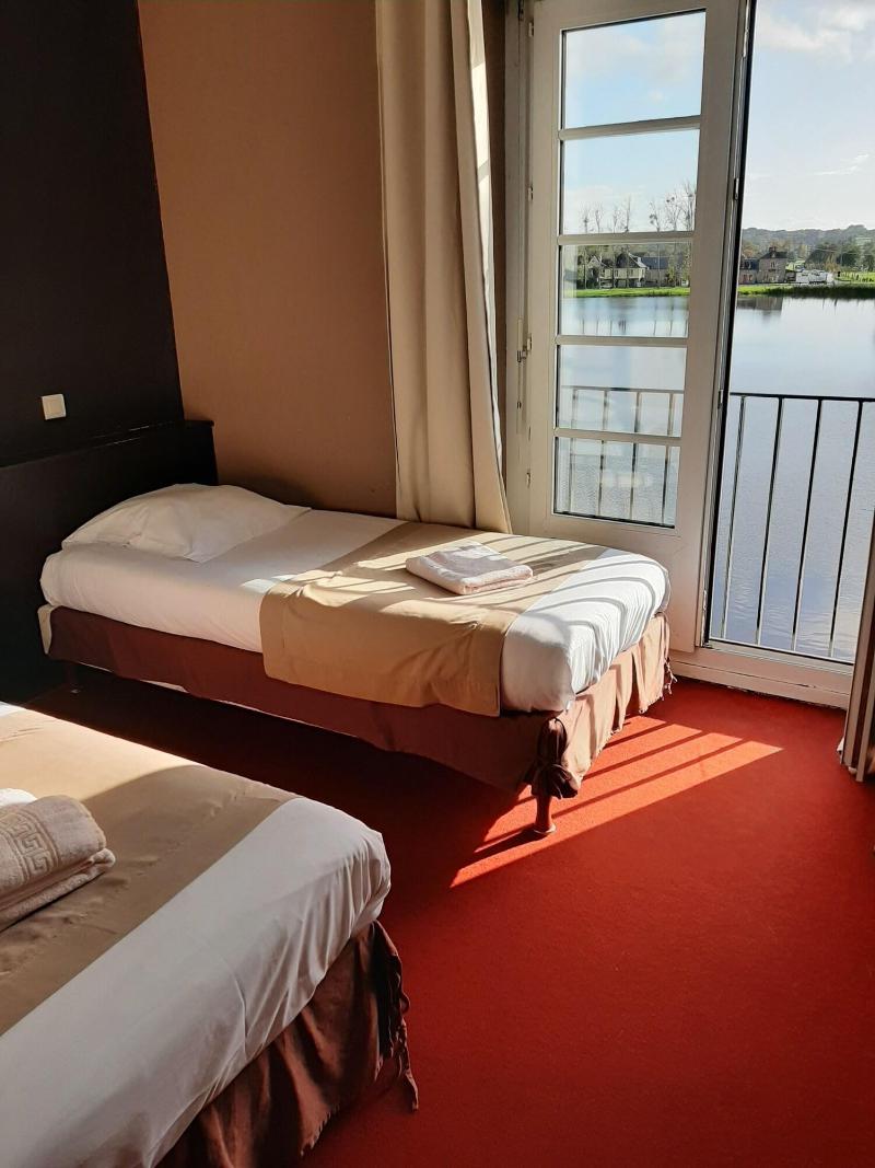 Hôtel du Lac image