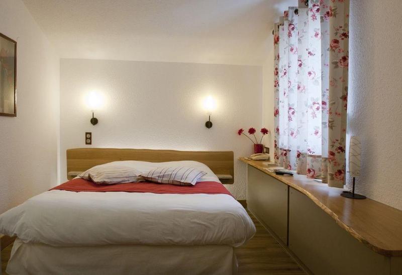 Logis Hôtel le Cheval Rouge image