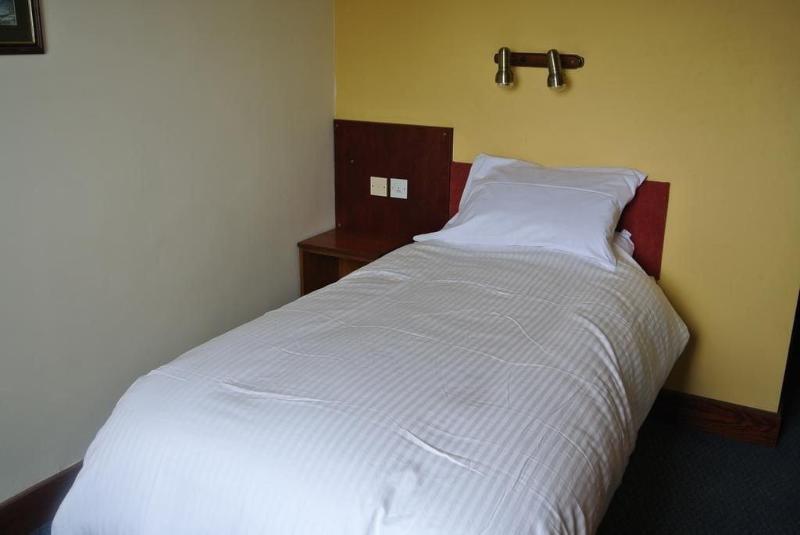 Pelham Hotel image