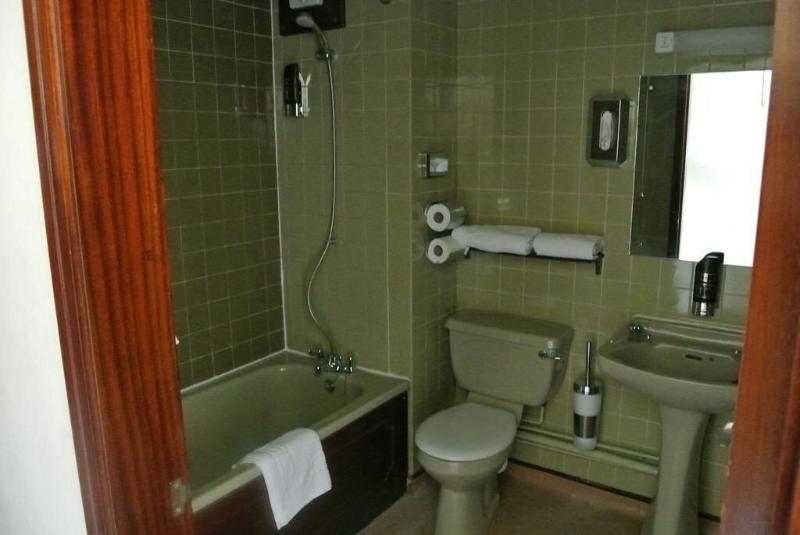 Pelham Hotel image