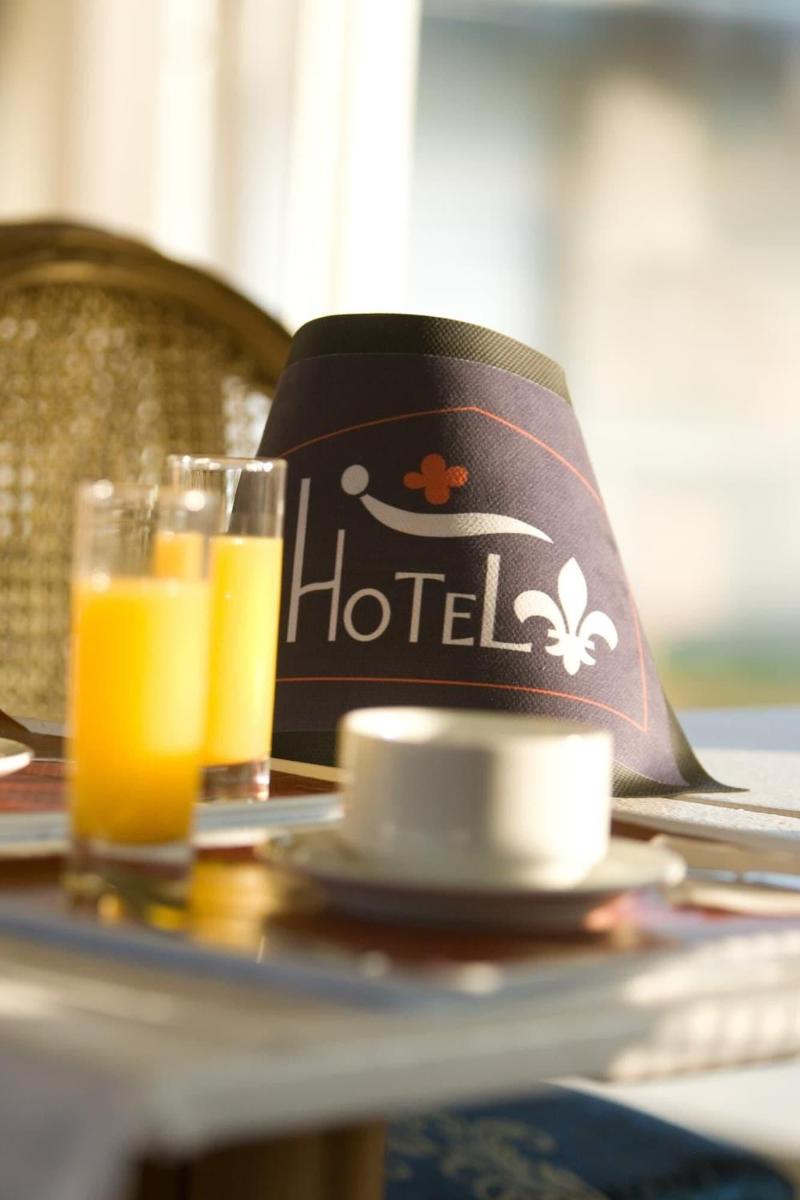 Hôtel Fleur De Lys image