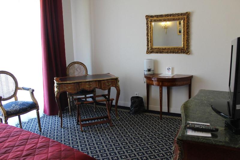 Hôtel Fleur De Lys image