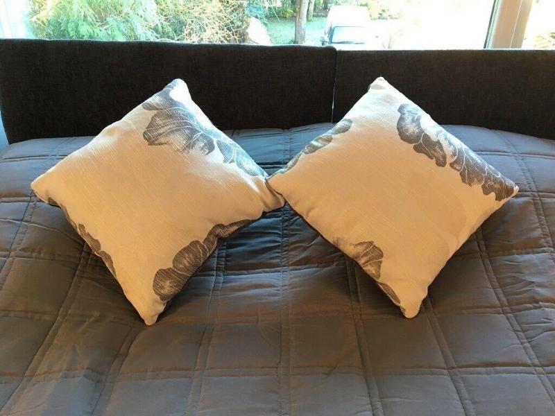 Laburnum Cottage Guest House image