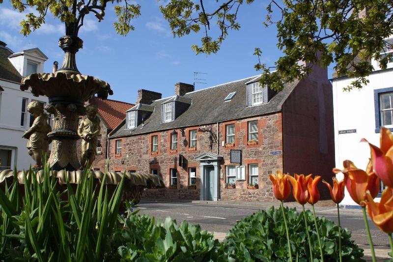 The Crown & Kitchen image