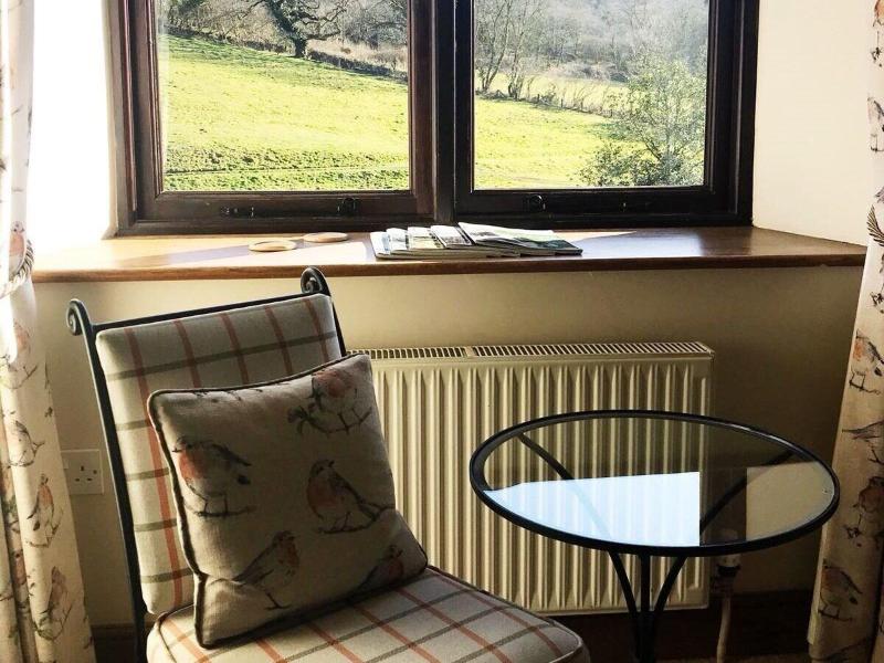 Tarr Farm Inn image