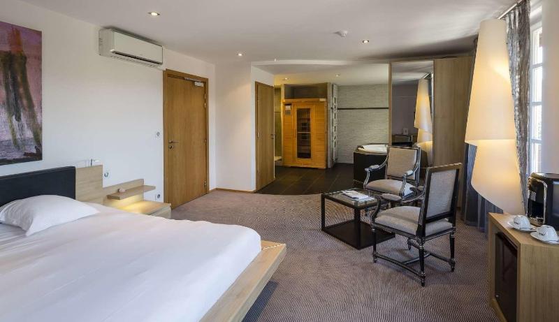 Hotel Restaurant Spa Cheval Blanc Lembach image