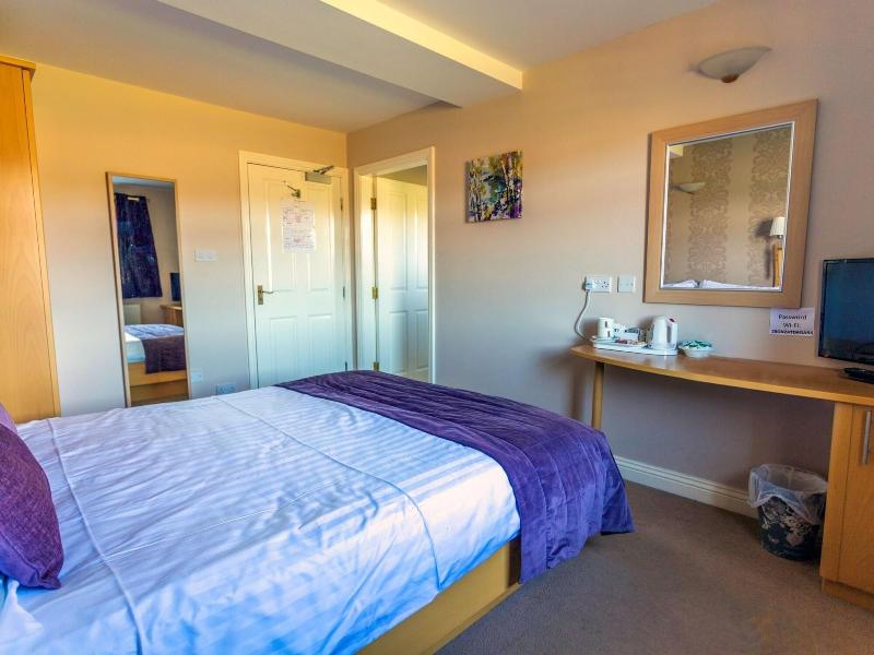The Holly Hill Inn image