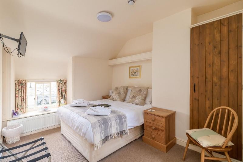 The Royal Oak Inn image