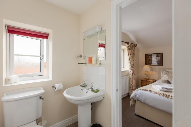 The Royal Oak Inn image