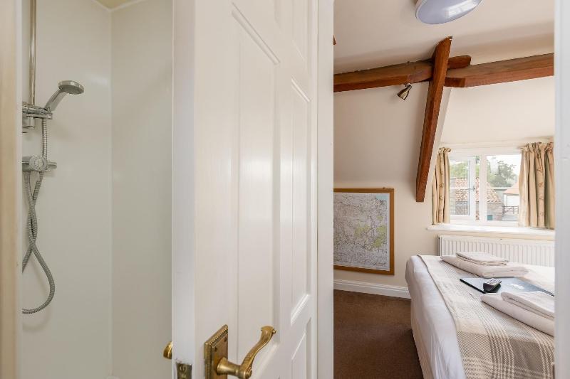 The Royal Oak Inn image