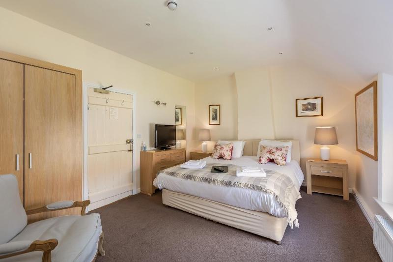 The Royal Oak Inn image