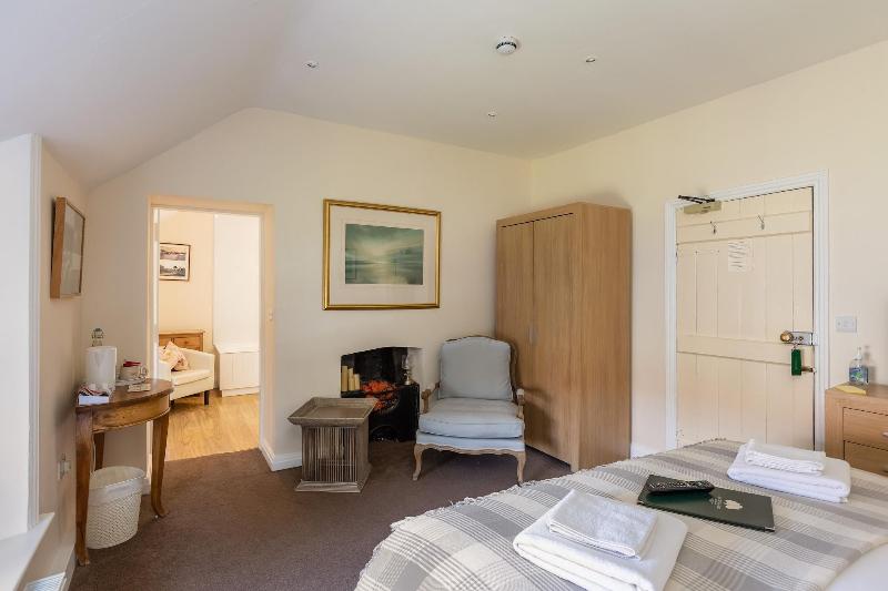 The Royal Oak Inn image