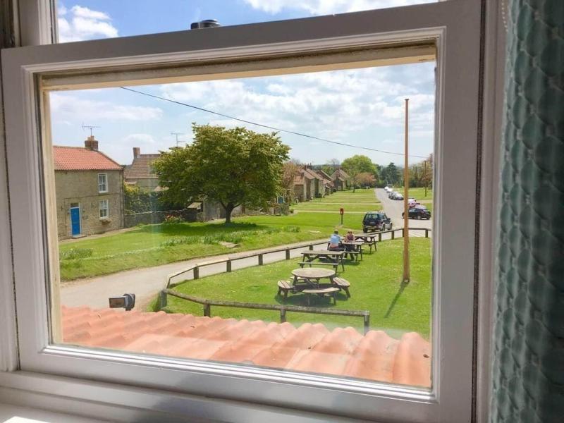 The Horseshoe Inn image