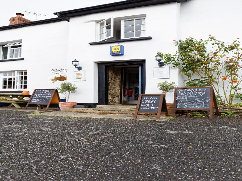Rams Head Inn image